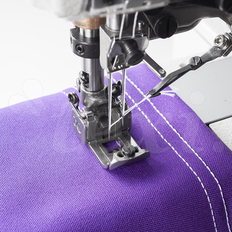 TEXI TRECCIA C MATIC PREMIUM EX – Interlok (kapówka) 3-igłowy o cylindrycznym łożu, z elektromagnetycznym obcinaniem nici i wbudowanym silnikiem AC Servo - maszyna kompletna - 2 lata gwarancji Interlok (kapówka) 3-igłowy o cylindrycznym łożu, z elektromagnetycznym obcinaniem nici i wbudowanym silnikiem AC Servo - maszyna kompletna - 2 lata gwarancji